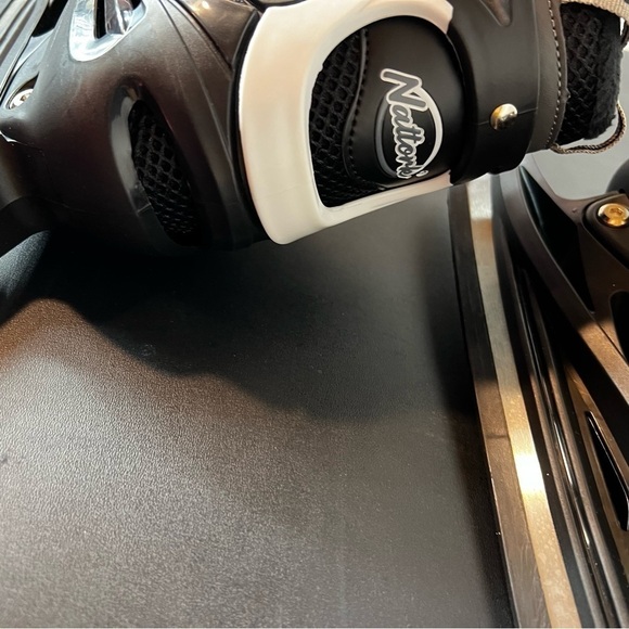 Nattork Black and White Ice Skates Size 35-38 - Picture 4 of 5